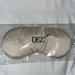 Dezi Skin Sleep Mask